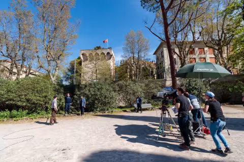 Crédit photo - Tournage de la série Tandem au Jardin des Plantes - Christophe Ruiz / Montpellier Méditerranée Métropole.