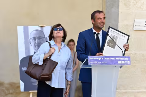 La Ville de Montpellier rend hommage a Jean-Paul Montanari en denommant une cour en son honneur